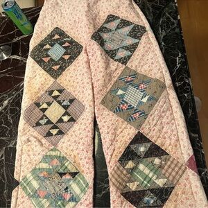 Patchwork Quilt with Floral Pattern